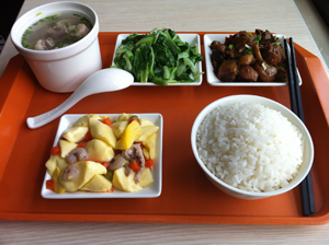 多多28餐饮餐费标准