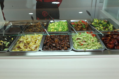 企业食堂托管找优质承包商---多多28给你支招