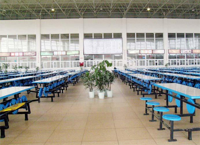 企业食堂托管找多多28餐饮的原因